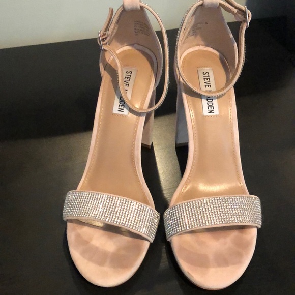 Steve Madden strappy pump! PROM!  HOMECOMING!💗 - Picture 1 of 5